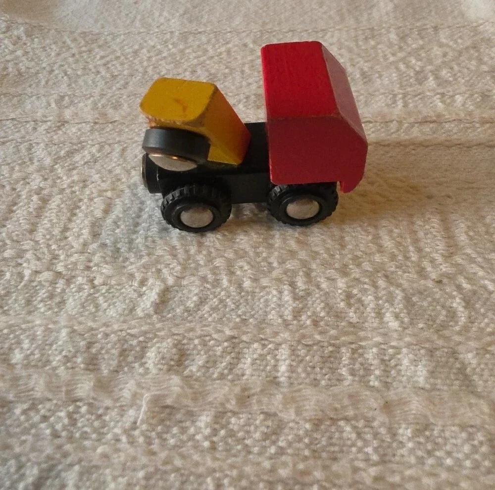 Vintage 4 Pc Of Classic BRIO magnetic Wooden Vehicles From The 1980s